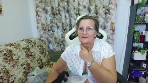 Selenna online show from 01-13-25, 07:31