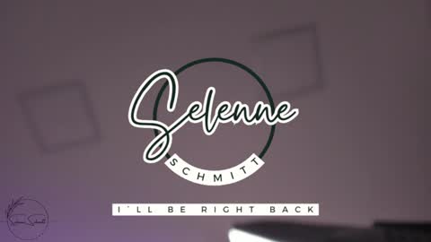 Snapshot of selenne_schmitt chatting on 01-15-25, 01:02 Selenne online show from 01-15-25, 01:02