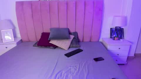 Seline  online show from 01-13-26, 02:11