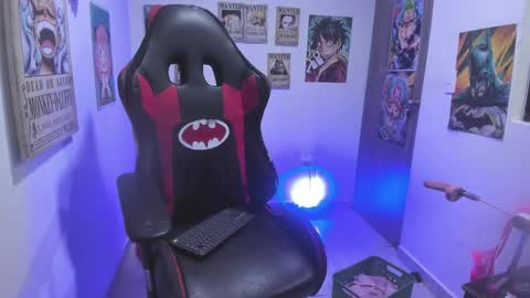 Snapshot of selina_kyl3 chatting on 01-18-25, 02:47 Selinna Kyle online show from 01-18-25, 02:47