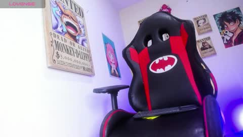 Snapshot of selina_kyl3 chatting on 03-11-25, 06:21 Selinna Kyle online show from 03-11-25, 06:21