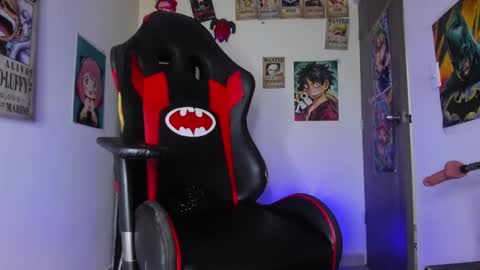 Snapshot of selina_kyl3 chatting on 09-27-25, 11:21 Selinna Kyle online show from 09-27-25, 11:21