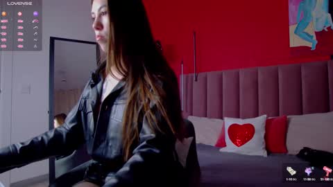 Nicole online show from 01-24-25, 01:56