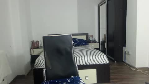 sellena_angels online show from 01-25-25, 04:13