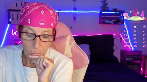 Snapshot of selvaggia_del_caribe chatting on 09-17-25, 04:52 Selvaggia Del Caribe online show from 09-17-25, 04:52