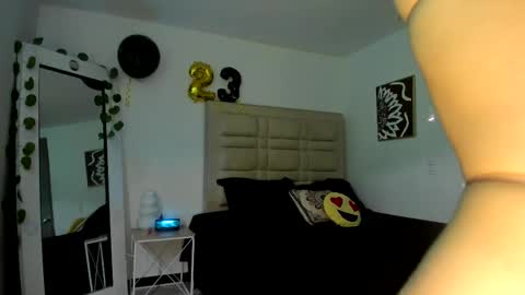 Selyn online show from 10-16-25, 12:06