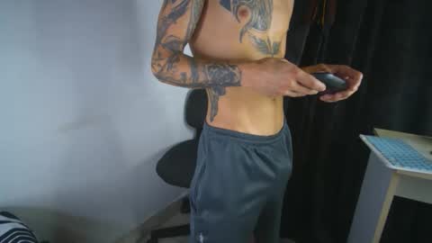 Snapshot of sem_alas chatting on 09-30-25, 01:10 sem_alas online show from 09-30-25, 01:10