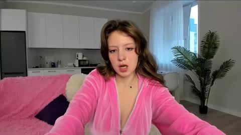 Ami online show from 11-08-25, 08:36