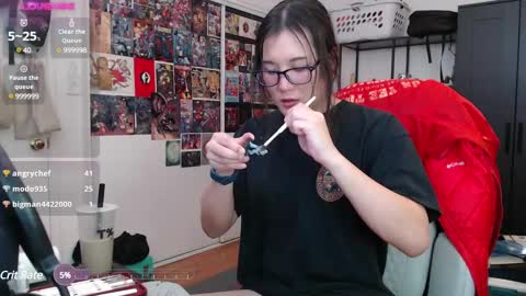 Snapshot of sen_and_sin chatting on 02-24-25, 03:44 Sen online show from 02-24-25, 03:44