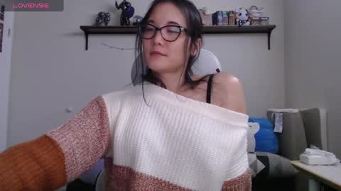 Snapshot of sen_and_sin chatting on 10-02-25, 05:14 Sen online show from 10-02-25, 05:14