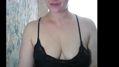 Snapshot of send_me chatting on 03-02-25, 09:31 send me online show from 03-02-25, 09:31