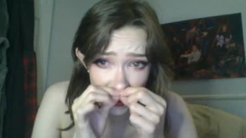 Snapshot of sendforesme chatting on 02-15-25, 02:15 goddess esme online show from 02-15-25, 02:15