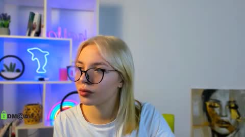 Sendi online show from 12-18-25, 06:08