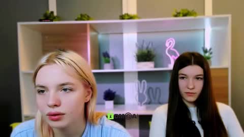 Snapshot of sendi_cais chatting on 02-03-26, 06:22 Sendi online show from 02-03-26, 06:22