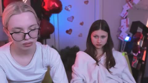 Snapshot of sendi_cais chatting on 02-21-26, 06:47 Sendi online show from 02-21-26, 06:47