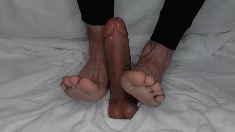 senpai online show from 11-06-25, 11:04