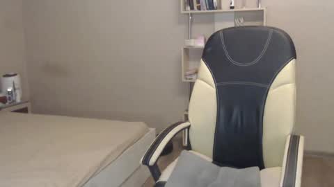 Mary Cherry online show from 12-06-24, 02:49