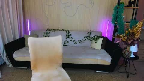 sensitiveheartt online show from 11-21-25, 09:19