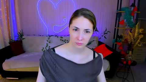 sensitiveheartt online show from 05-22-26, 11:38