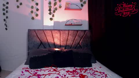 Camille and sophie online show from 02-15-25, 01:42