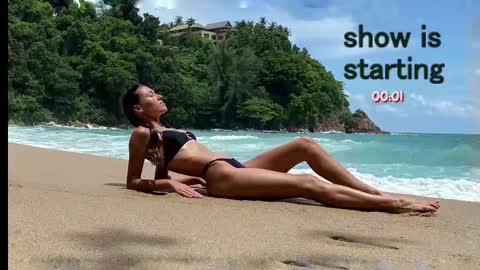 Snapshot of sensualica chatting on 02-12-25, 04:33 Lica online show from 02-12-25, 04:33