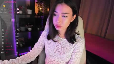 Snapshot of sensualily chatting on 09-14-25, 04:39 Kiki online show from 09-14-25, 04:39