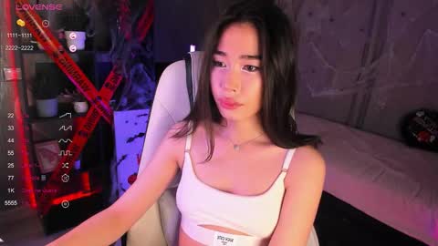 Snapshot of sensualily chatting on 10-17-25, 02:19 Kiki online show from 10-17-25, 02:19