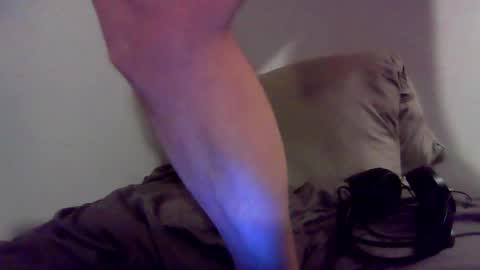 Snapshot of sensualthrust chatting on 10-11-25, 05:55 SensualThrust online show from 10-11-25, 05:55