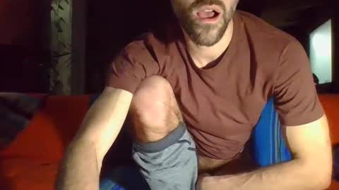 Snapshot of sensuasculine chatting on 12-29-24, 11:08 Matt online show from 12-29-24, 11:08