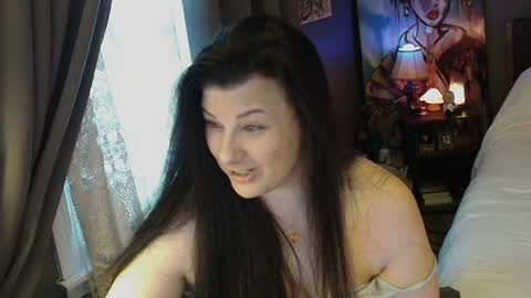 Snapshot of sentfrmheaven chatting on 01-09-25, 01:24 Tara online show from 01-09-25, 01:24