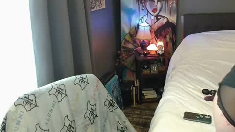 Snapshot of sentfrmheaven chatting on 02-09-25, 02:40 Tara online show from 02-09-25, 02:40