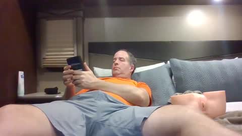 Snapshot of senyai40 chatting on 10-13-25, 05:40 senyai40 online show from 10-13-25, 05:40