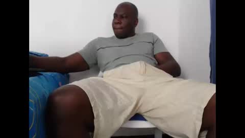 Snapshot of senyeiblack chatting on 03-06-25, 05:11 Jose online show from 03-06-25, 05:11