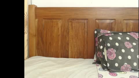 Anne online show from 02-24-26, 06:11