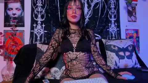 seraphine online show from 10-06-25, 04:54