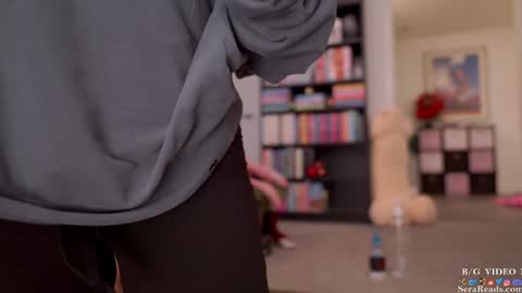 SeraReads online show from 12-17-24, 04:45