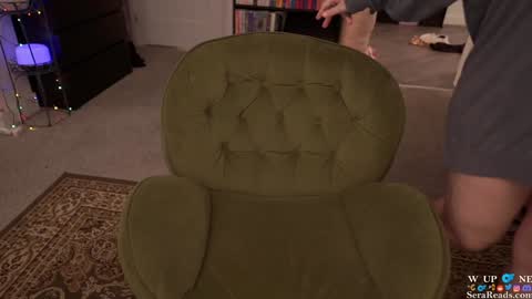 SeraReads online show from 01-12-25, 06:28