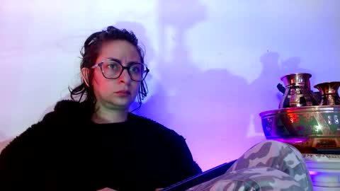 Serena Xyz online show from 11-15-25, 05:27