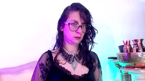 Serena Xyz online show from 12-04-25, 05:54