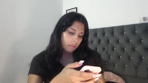 Snapshot of serenaroussee chatting on 11-09-25, 02:10 sararoussee online show from 11-09-25, 02:10