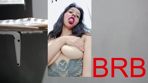 Snapshot of serene_bond chatting on 10-13-25, 07:36 serene online show from 10-13-25, 07:36