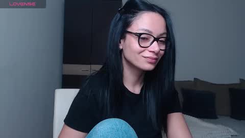 SereneSophi online show from 03-15-26, 03:45