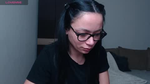 SereneSophi online show from 03-18-26, 03:31