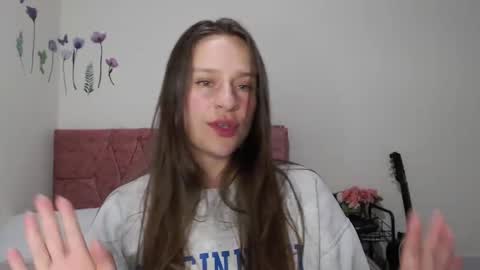 Snapshot of serenity_crystal chatting on 12-06-24, 10:52 serenity_crystal online show from 12-06-24, 10:52