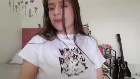 Snapshot of serenity_crystal chatting on 02-01-25, 07:13 serenity_crystal online show from 02-01-25, 07:13