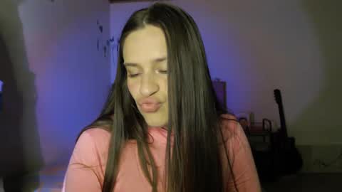 Snapshot of serenity_crystal chatting on 10-09-25, 11:47 serenity_crystal online show from 10-09-25, 11:47