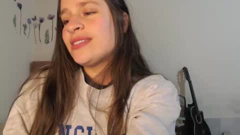 Snapshot of serenity_crystal chatting on 11-01-25, 12:45 serenity_crystal online show from 11-01-25, 12:45