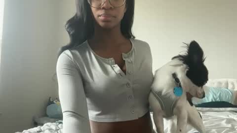 Serenity Bee   online show from 03-01-26, 05:48