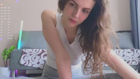 Hey Guys and Girls non-binary personalities  Im Sereta online show from 04-16-26, 10:49