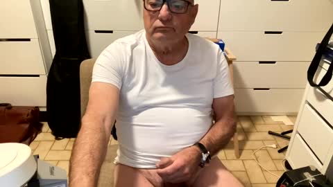 serge8413 online show from 12-08-24, 03:21